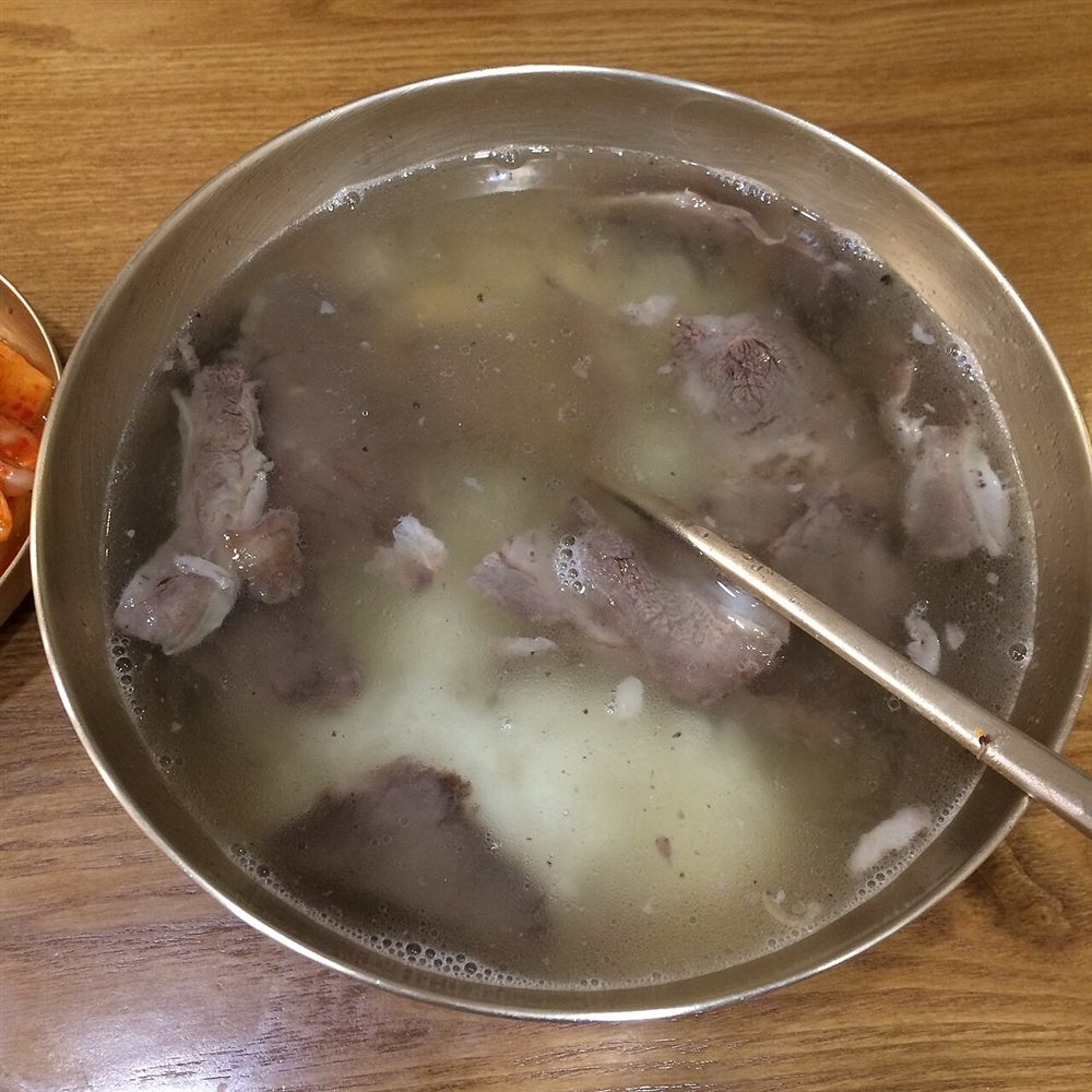 Gomtang.jpg